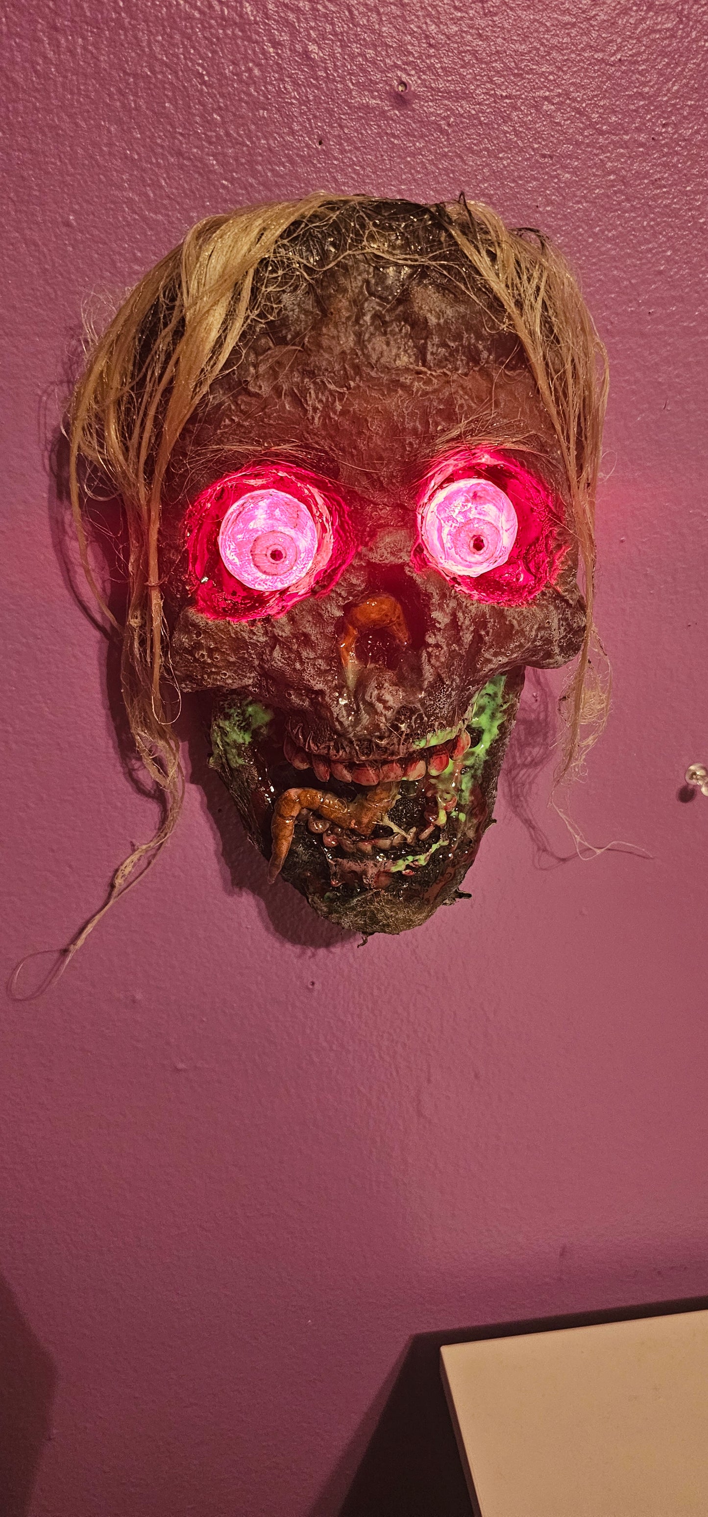 Zombie Larry Halloween Hanger Decoration-Lighted Eyes-Glow