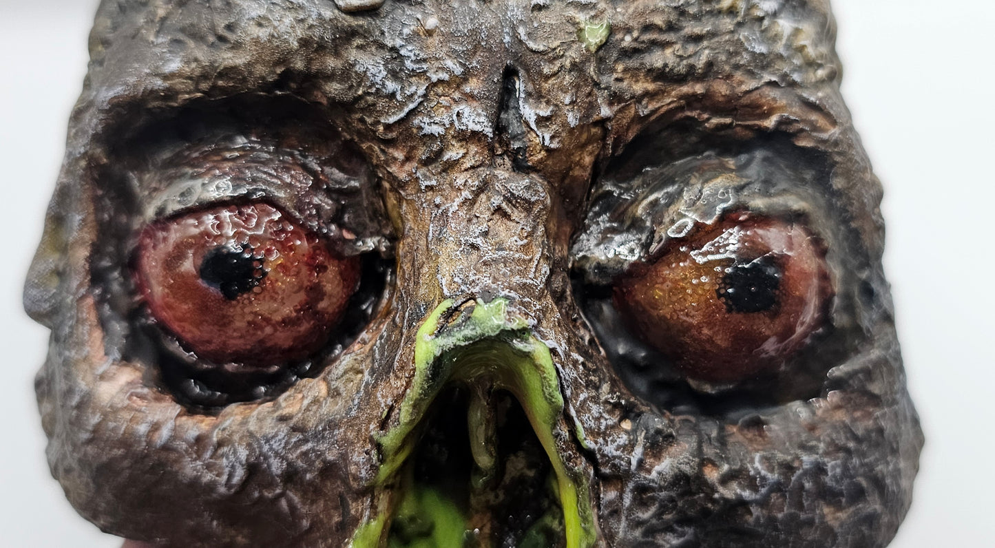 Zombie  "Brains"  Halloween Decoration (Full Skull Size)