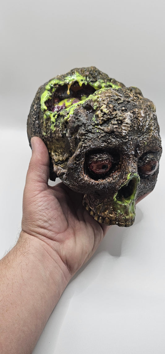 Zombie  "Brains"  Halloween Decoration (Full Skull Size)