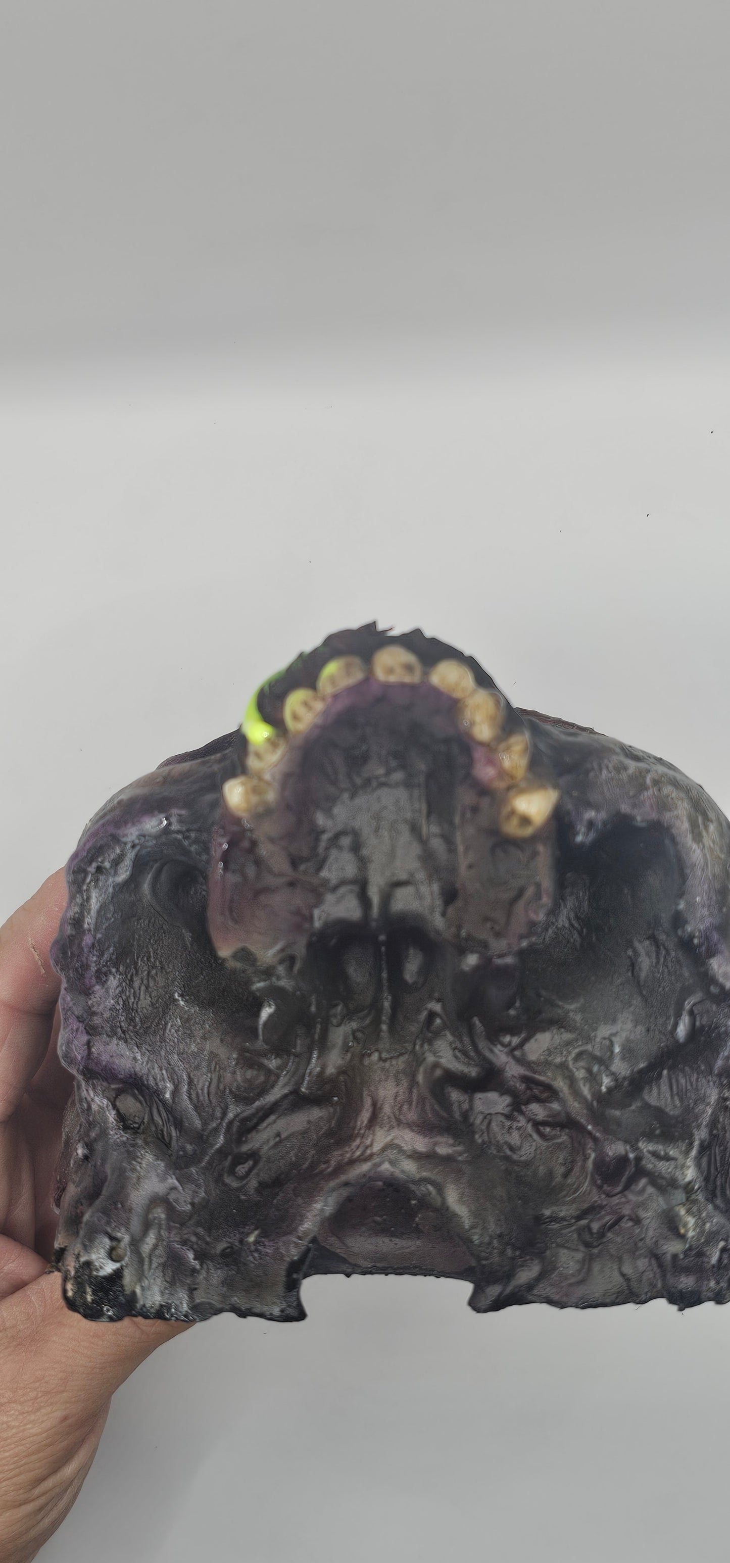 Ole Green Eyes-Skull Halloween Decoration